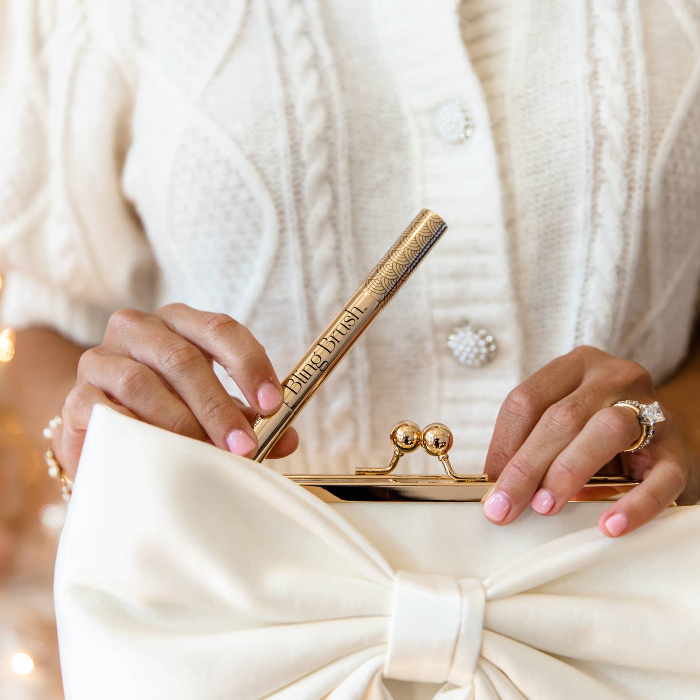 Baublerella | Bling Brush Jewelry Cleaner